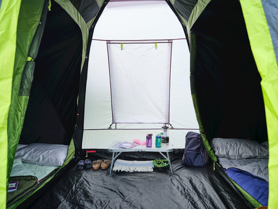 Coleman Spruce Falls 4 BlackOut Tent