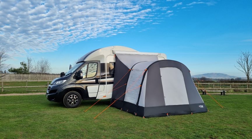 Camptech Moto Kingston Air Driveaway Awning