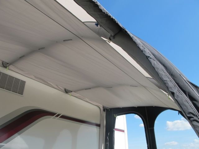 Dometic Rally Tour 390 Roof Lining